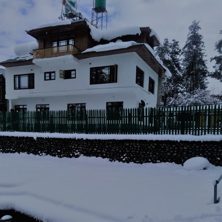 Hotel Gulmarg House Eksteriør billede